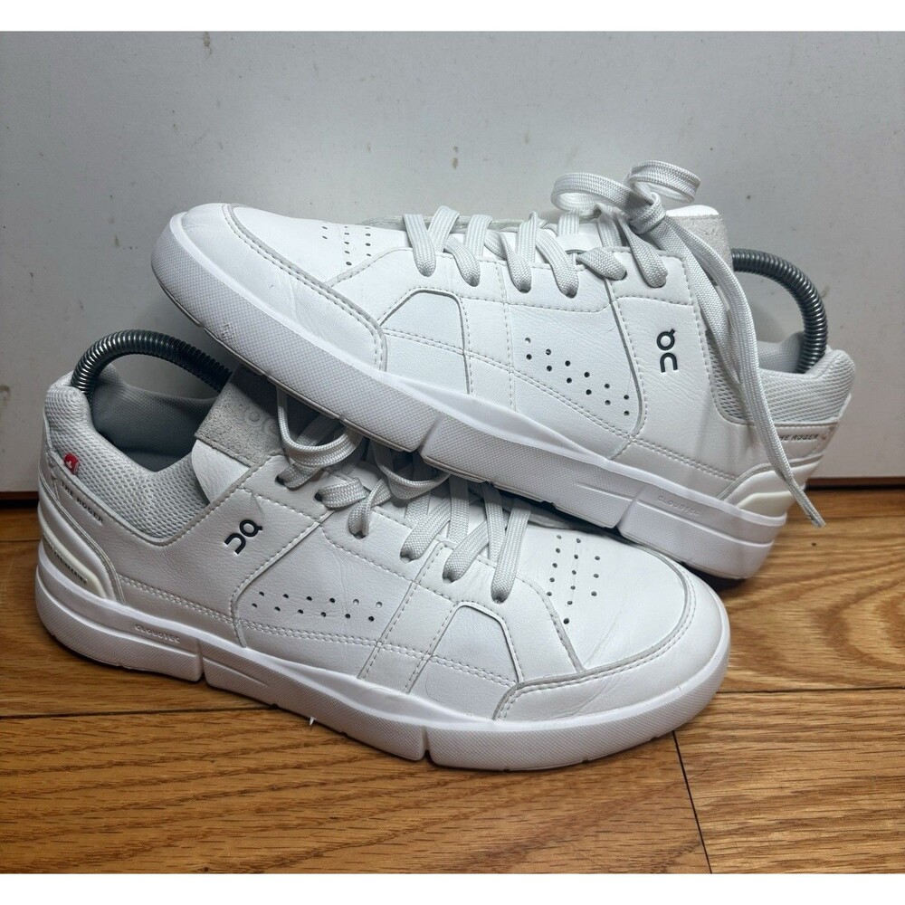 Women's On The Roger Clubhouse 2, All White 8.5 B Medium US Court Tennis Shoes